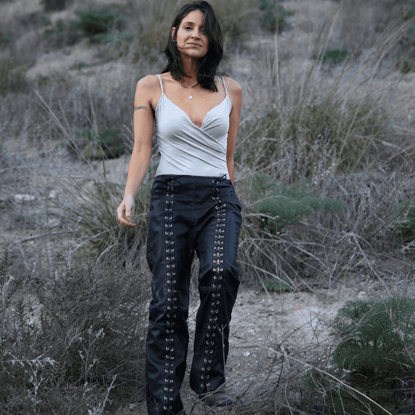 GEORGINA regresa con “ETERNOS”, primer single de adelanto de su próximo disco