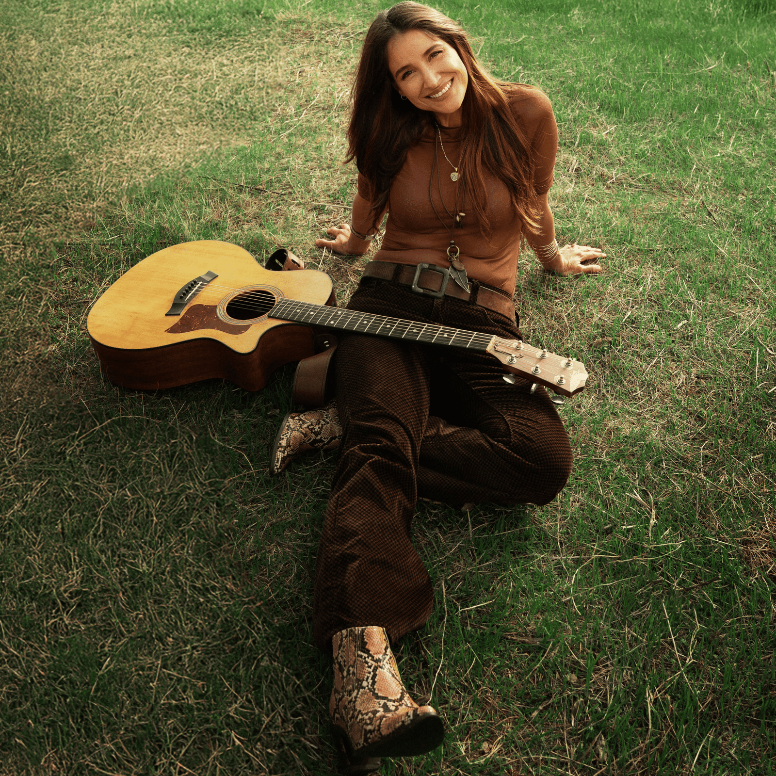 GEORGINA regresa con “ETERNOS”, primer single de adelanto de su próximo disco