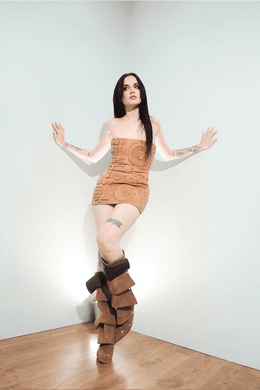 rizha_3_glassagencia_2026