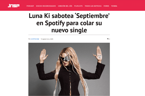 Luna Ki posando para el artículo de Jenesaispop sobre el lanzamiento y sabotaje de su single "Septiembre" en Spotify.